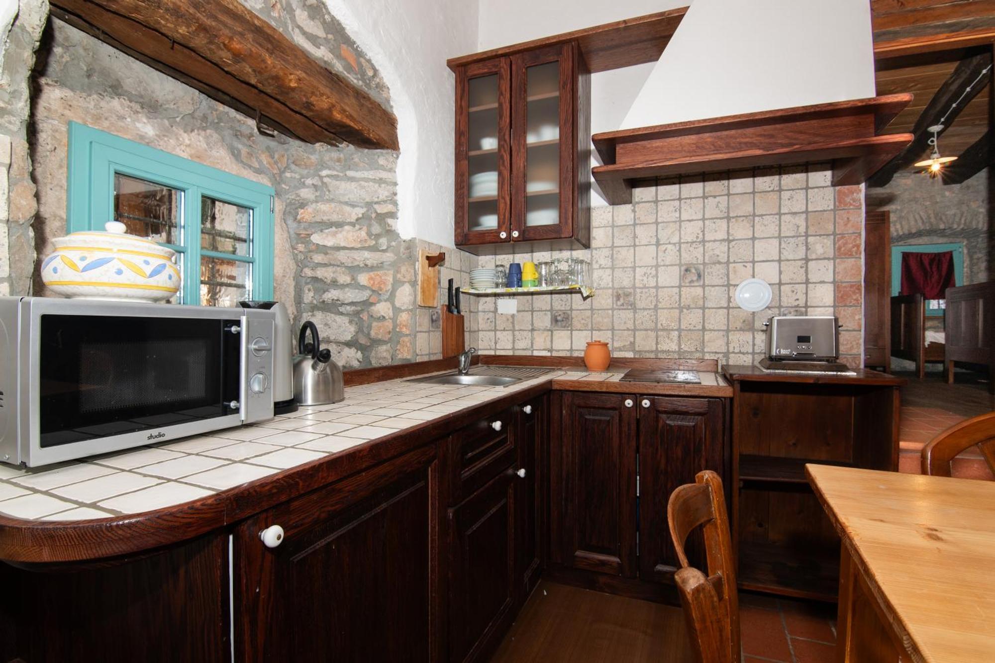Apartments Valentinus 1800 Sežana Zewnętrze zdjęcie