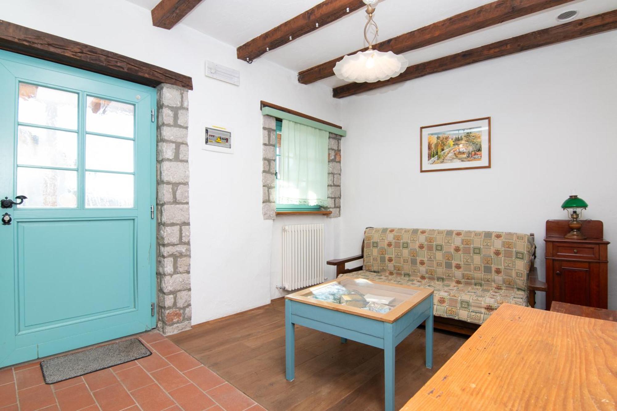 Apartments Valentinus 1800 Sežana Zewnętrze zdjęcie